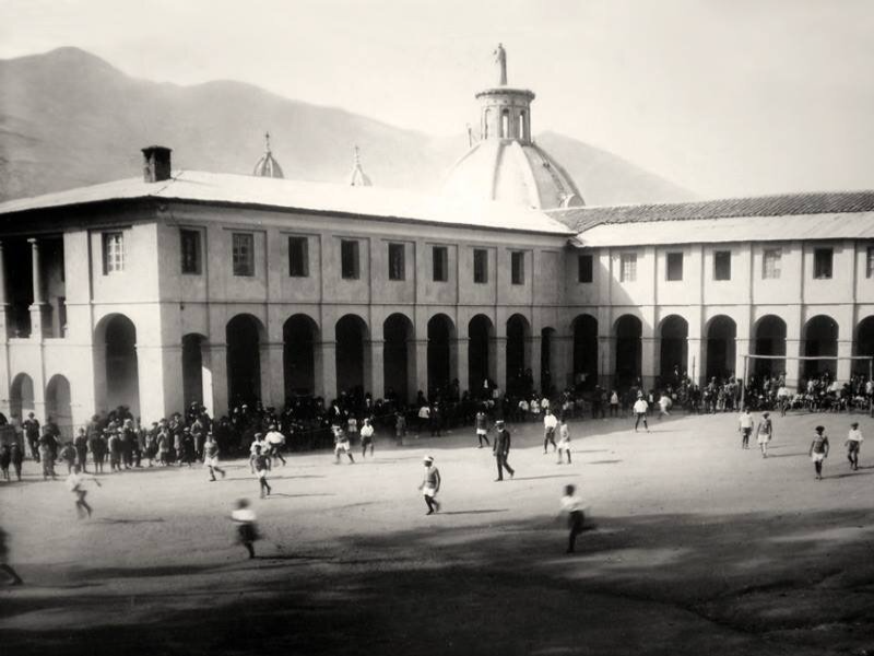 Don Bosco La Tola, el ayer, el hoy y el mañana puzzle